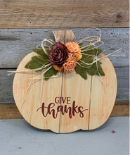 Pumpkin Pallet Hammer@ Home project