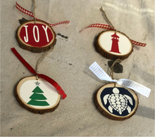 December 5th 3 pm Crafts While Crafting Holiday Crafts at Saltwater Brewery